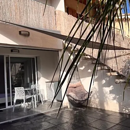 A 400 M Confort Terrasse Clim Parking Apartment *